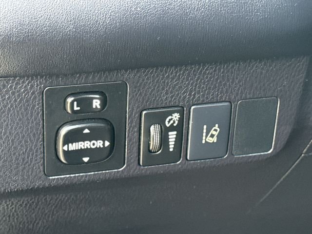 Used 2017 Gray Toyota XLE image 22