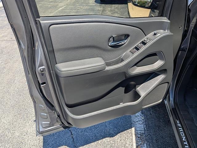 Used 2024 Gun Metallic Nissan SV image 12