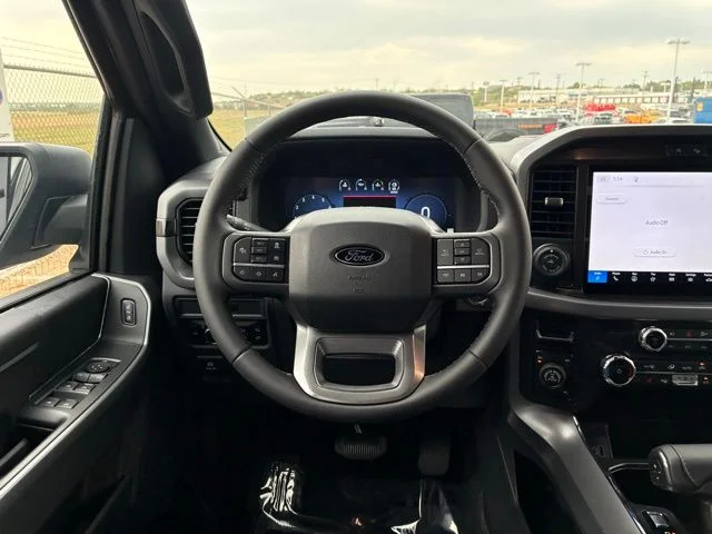 New 2026 Avalanche Ford XLT image 13