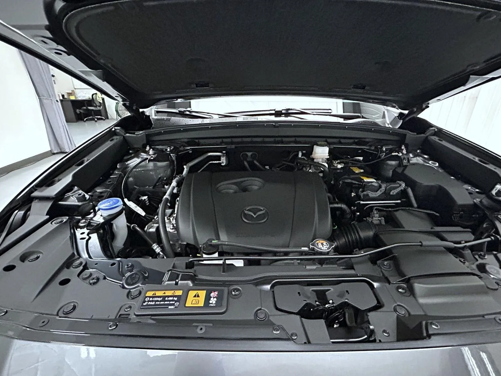 New 2026 Machine Gray Metallic Mazda 2.5 S Preferred AWD image 25