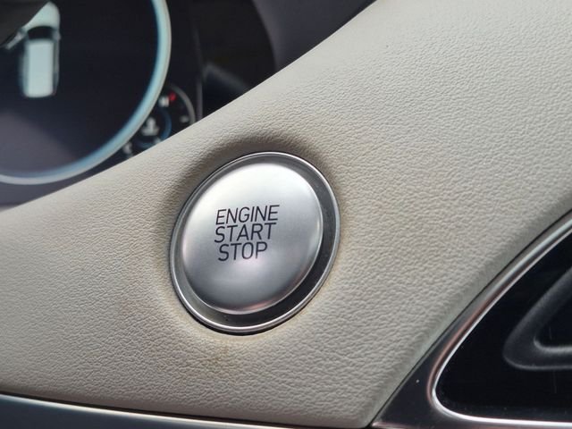 Used 2022 Gray Hyundai Calligraphy image 17