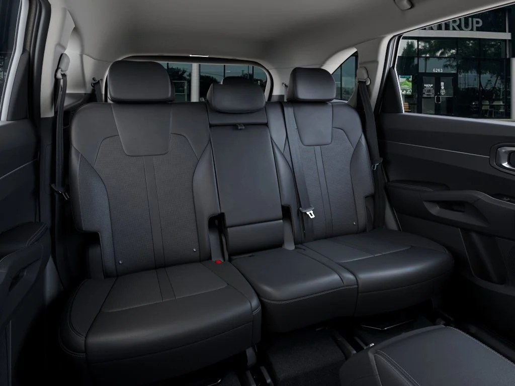New 2026 Ivory Silver Kia S image 17
