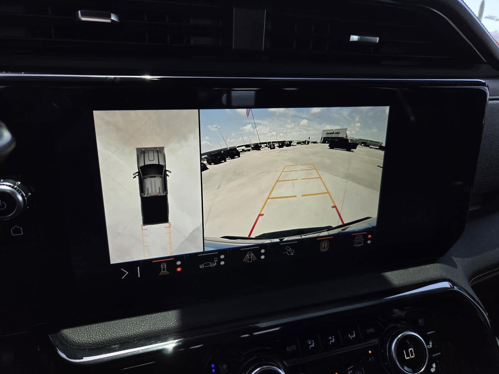 Used 2025 Summit White GMC AT4 image 20