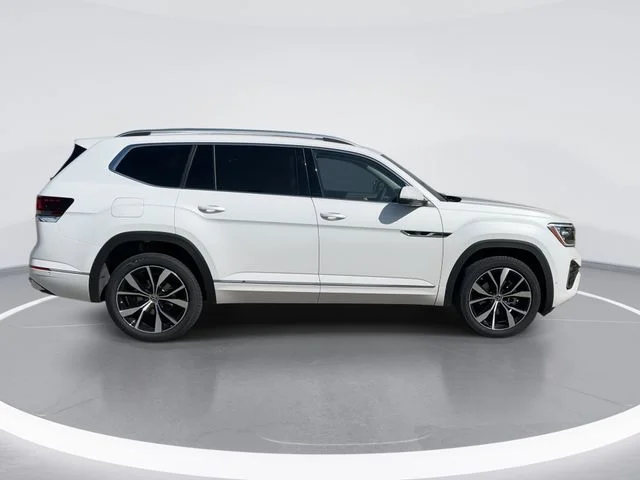 New 2026  Volkswagen 2.0T SEL Premium R-Line image 9