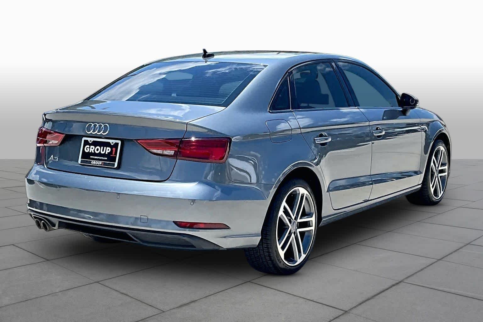Used 2020 Monsoon Gray Metallic Audi Premium Plus image 12