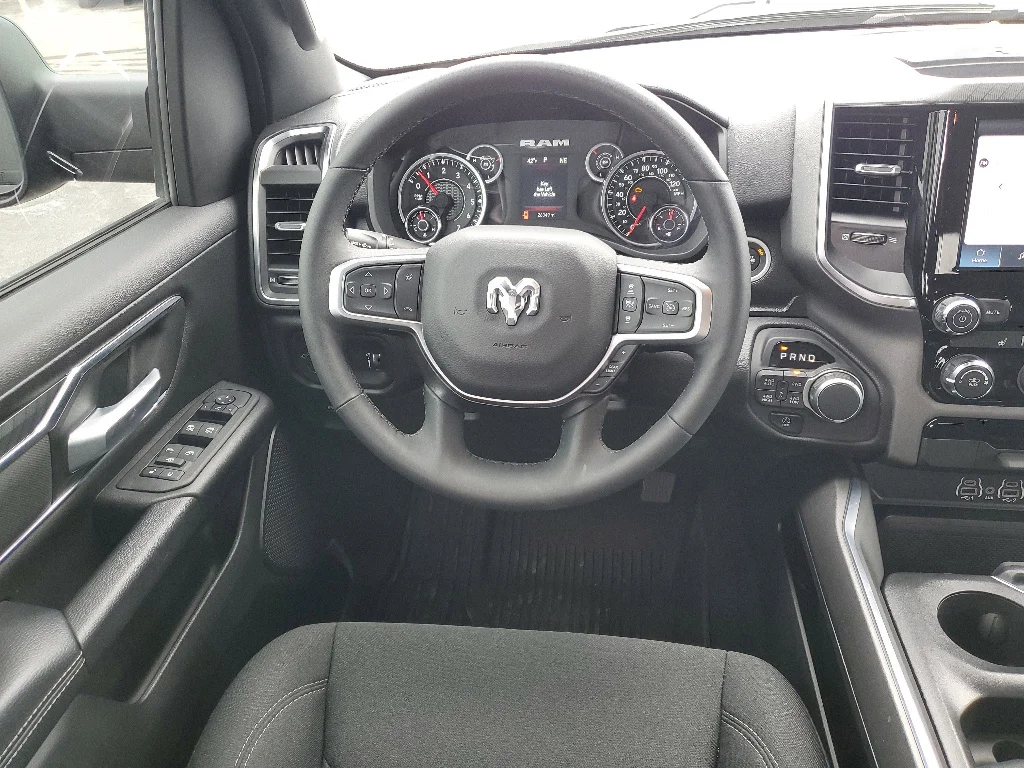 Used 2025 Diamond Black Crystal Pearl Coat Ram Big Horn image 11