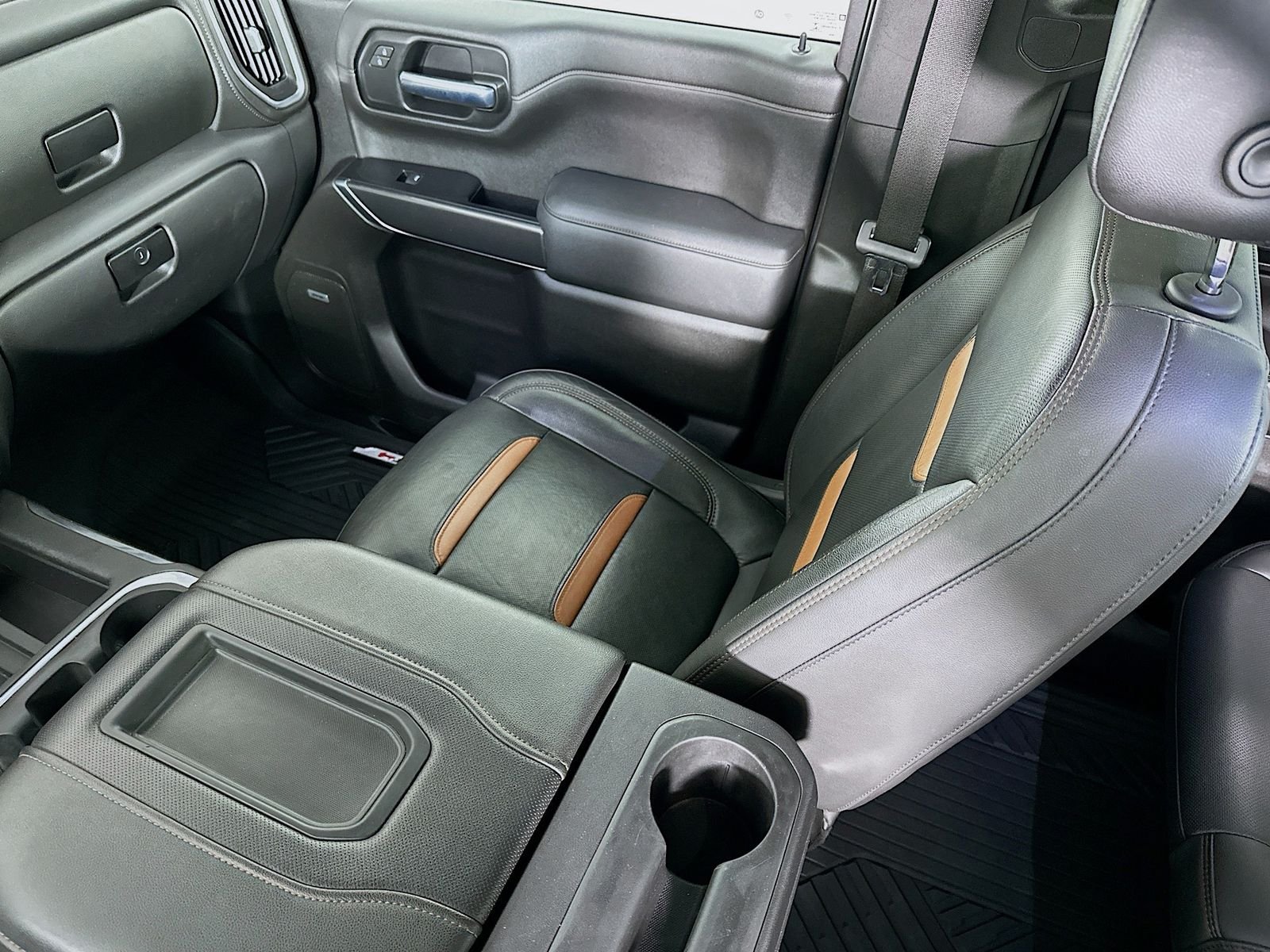 Used 2020 Summit White GMC AT4 image 27