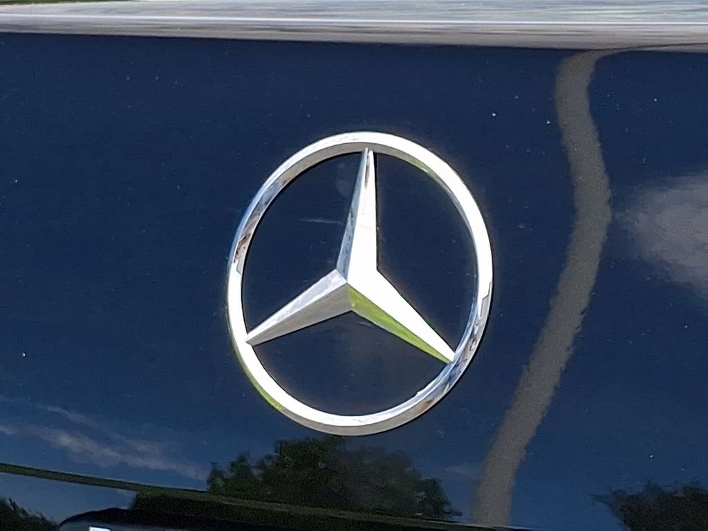 2025 Mercedes-Benz C-Class Sedan C 300 - Photo 30
