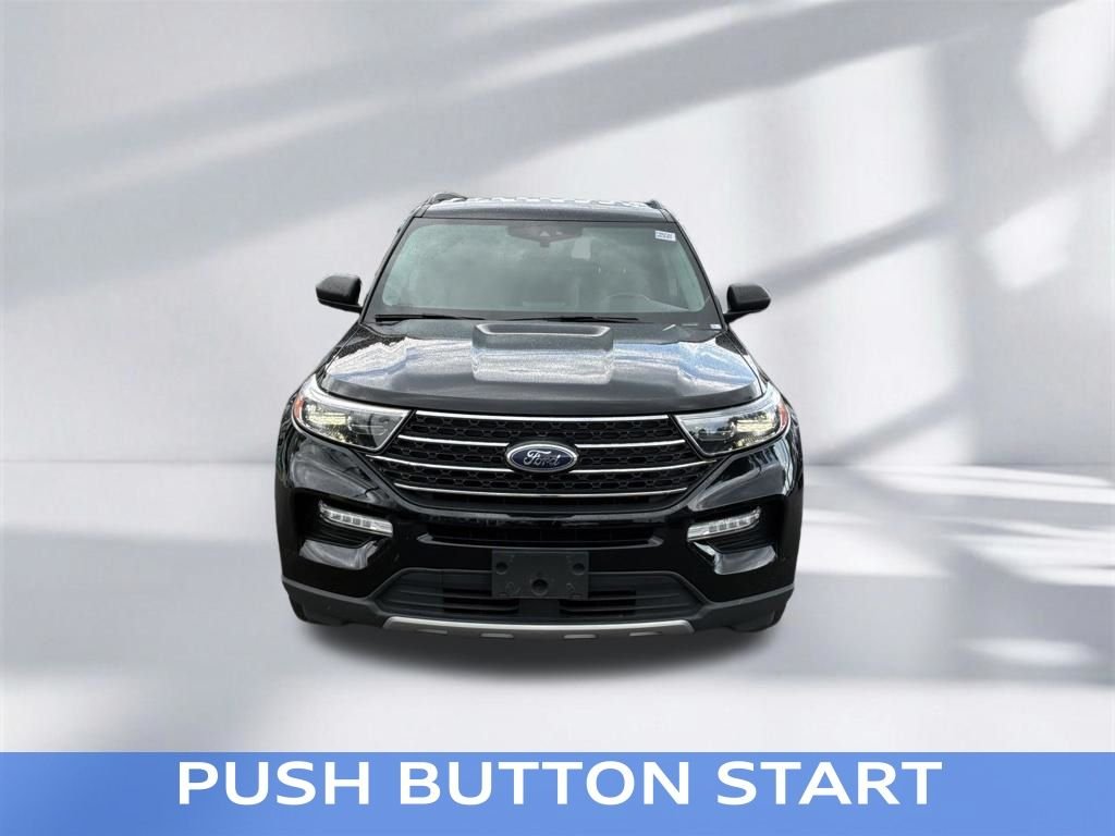 Used 2023 Agate Black Metallic Ford XLT image 17