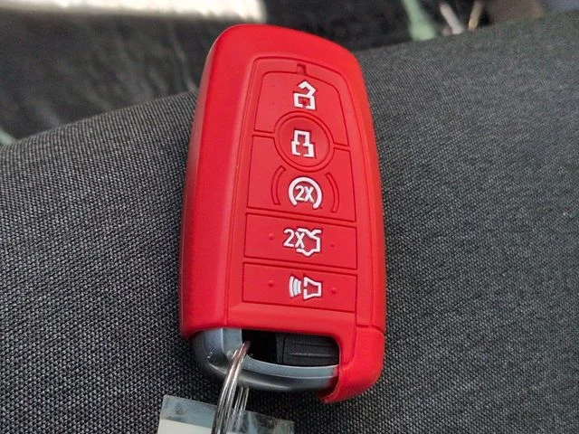 Certified Used 2025 Magenta Ford GT image 27