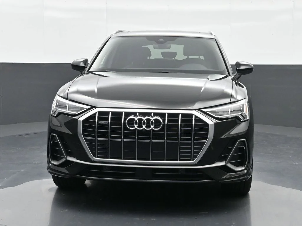 Used 2022 Black Audi Premium Plus image 6