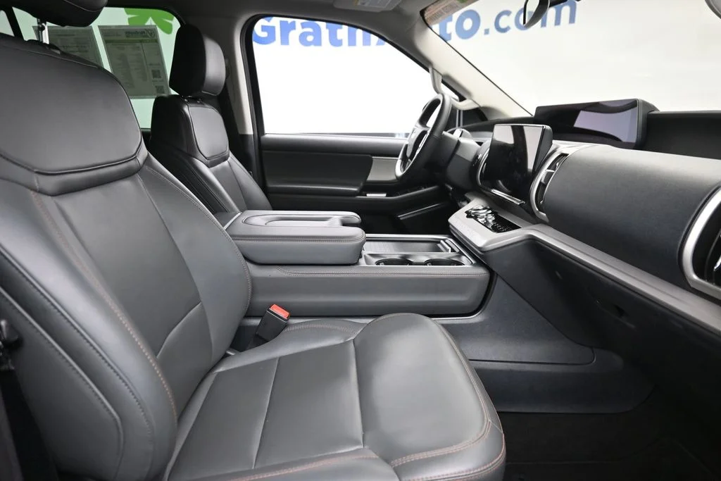 Used 2025 Black Ford Active image 9