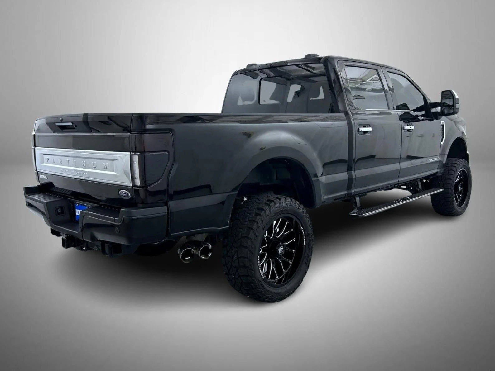 Used 2021 Black Ford Platinum image 5