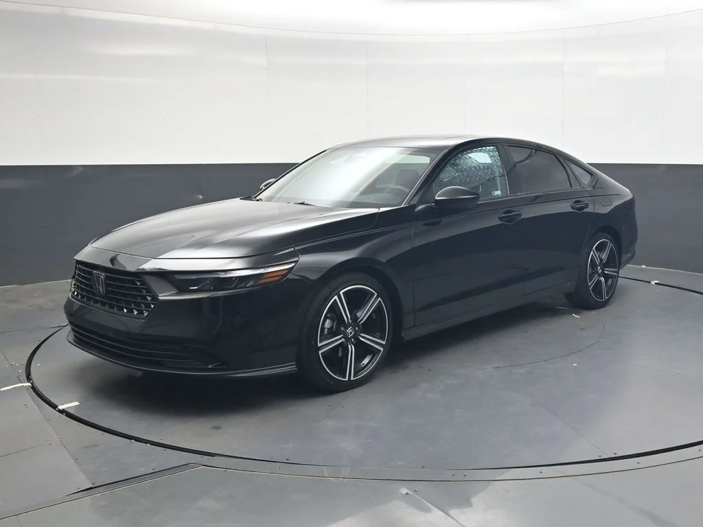 Used 2026 Crystal Black Pearl Honda SE image 8