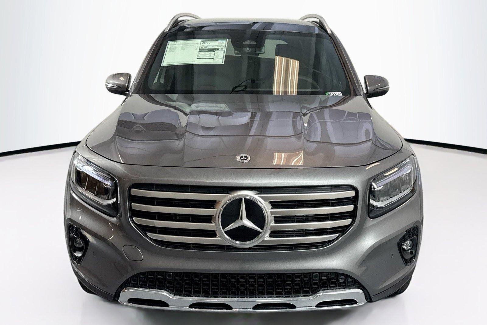 New 2026 Mountain Grey Metallic Mercedes-Benz GLB 250 image 2