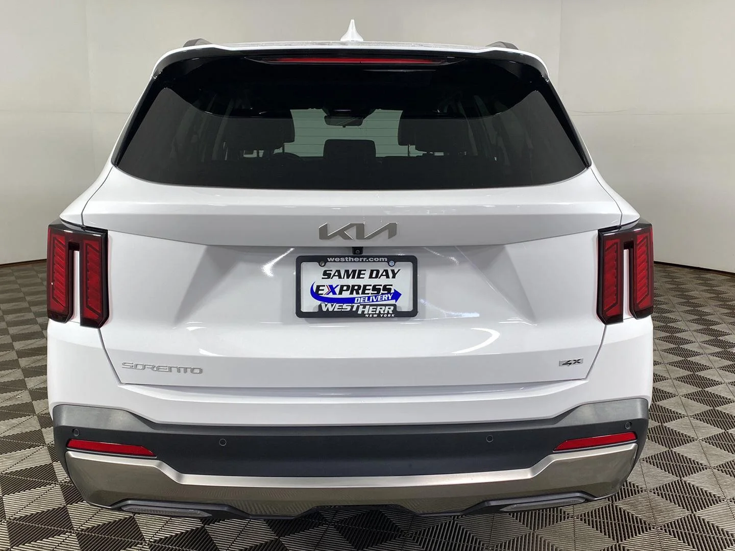 Used 2025 Glacial White Pearl Kia S image 8