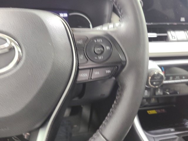 Certified Used 2024 Pearl Toyota XLE Premium image 29