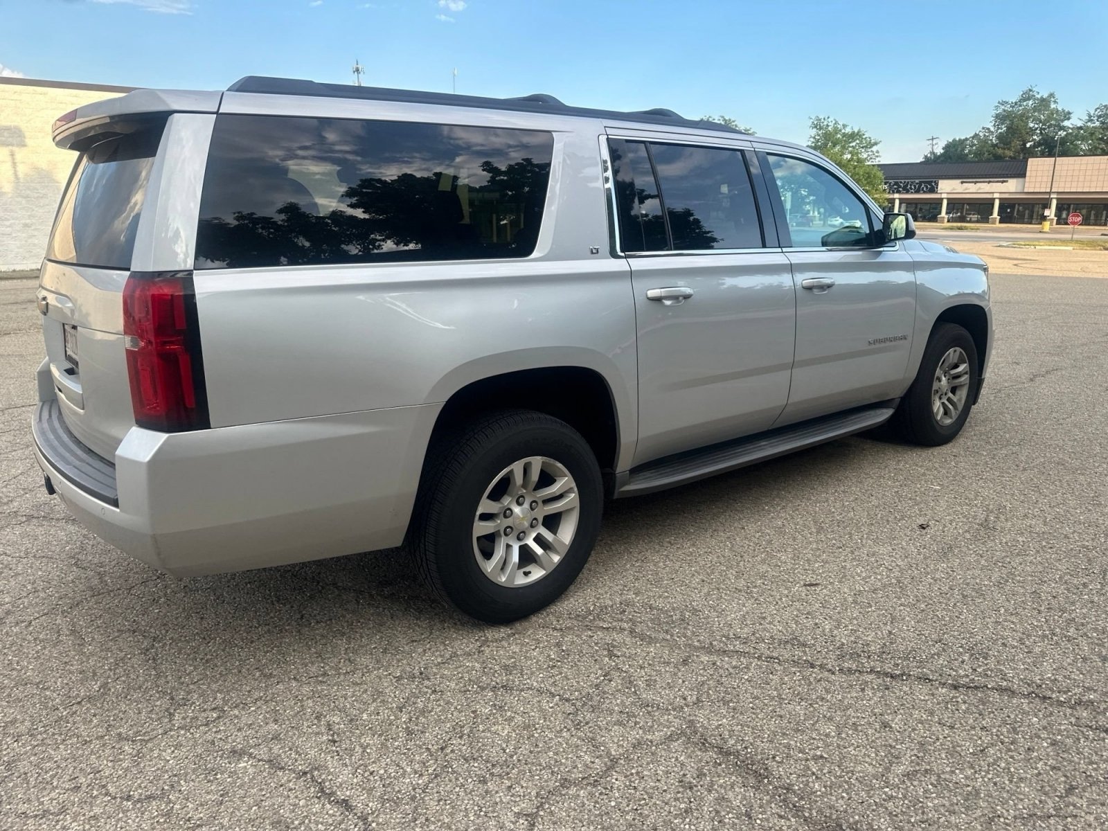 Used 2015 Silver Ice Metallic Chevrolet LT image 14