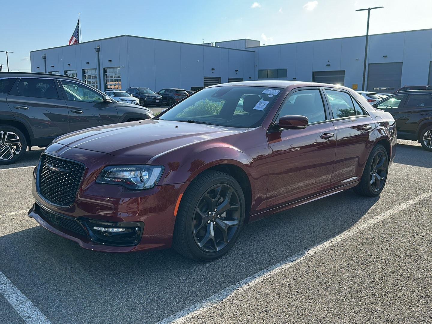 2023 Chrysler 300 S's photo