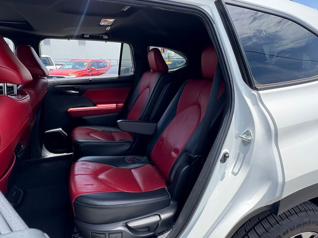 2021 Toyota Highlander XSE - Photo 11