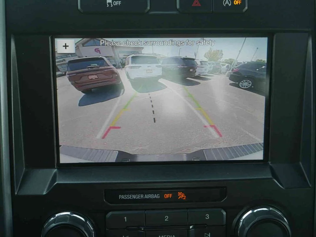 Used 2019 White Ford XLT image 32