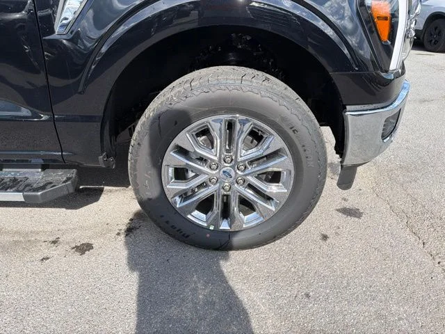 New 2026 Agate Black Metallic Ford Lariat® image 17