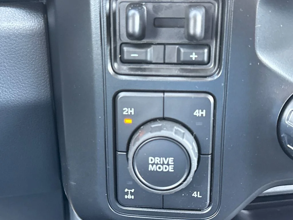 New 2026 White Ford Lariat image 37