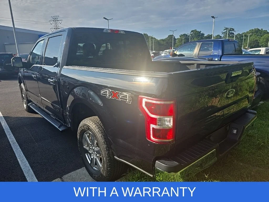 Used 2020 Black Ford XLT image 3