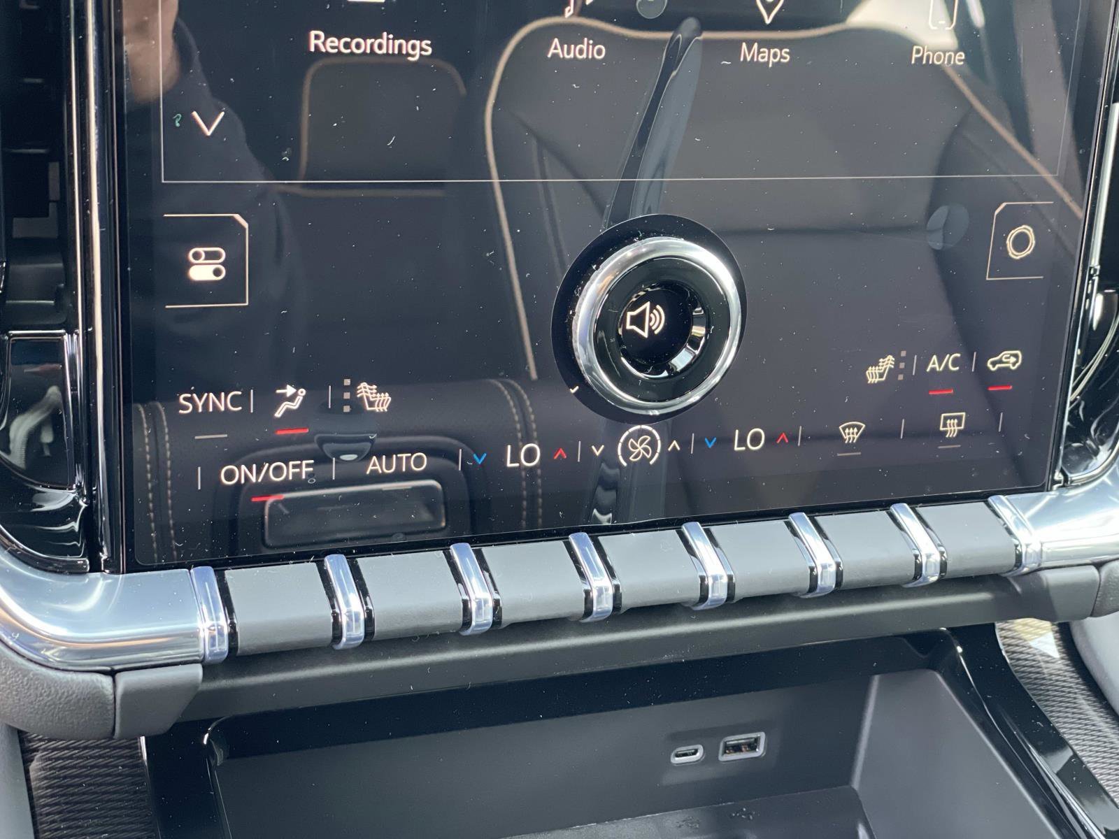 2026 GMC Yukon XL Elevation - Photo 15