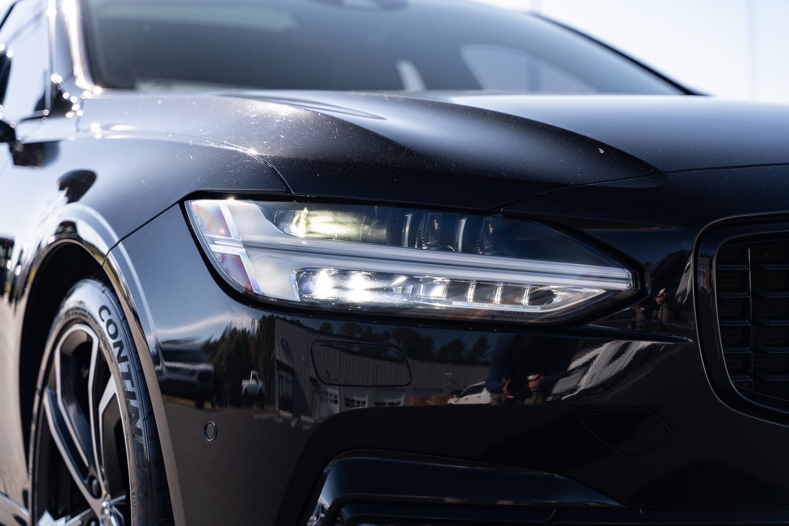 Certified Used 2021 Black Volvo T6 R-Design image 12