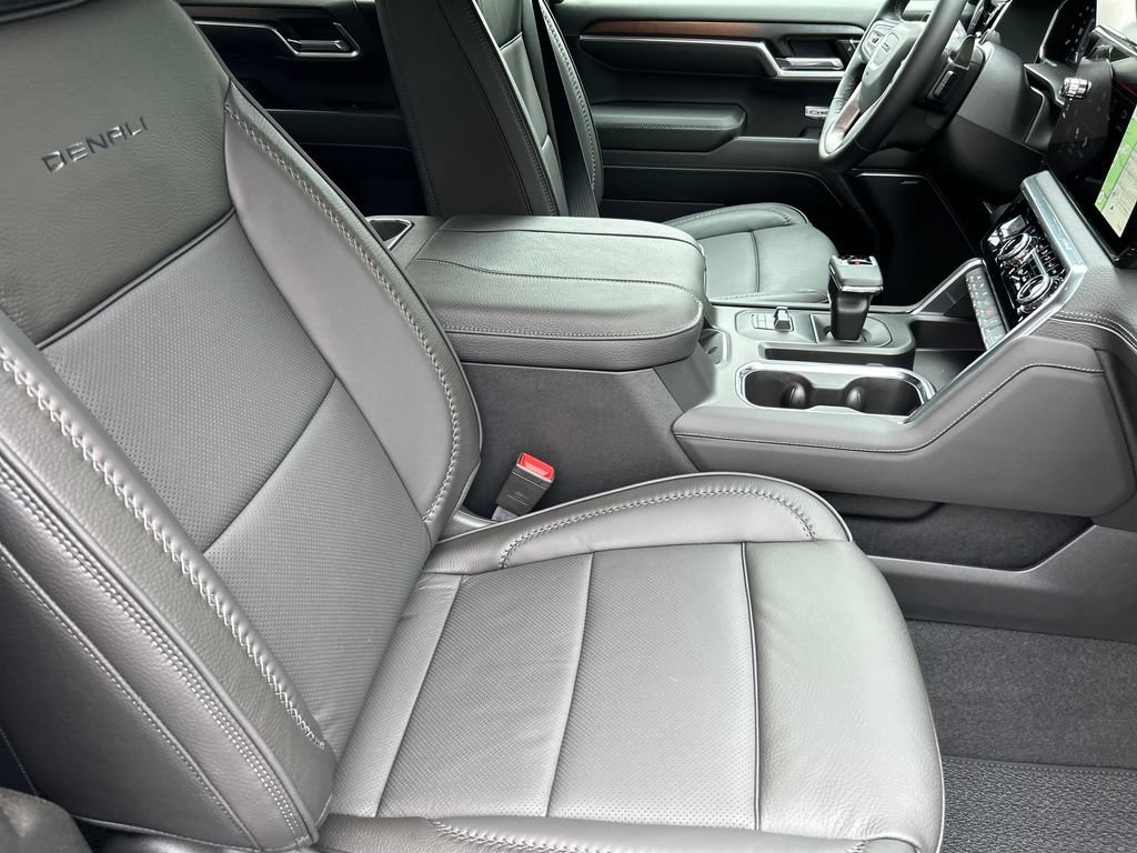 New 2026 Glacier White Tricoat GMC Denali image 37