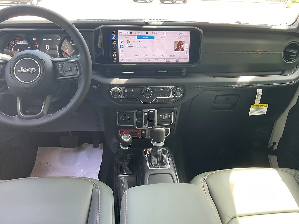 New 2026 Bright White Clearcoat Jeep Mojave X 4x4 image 12