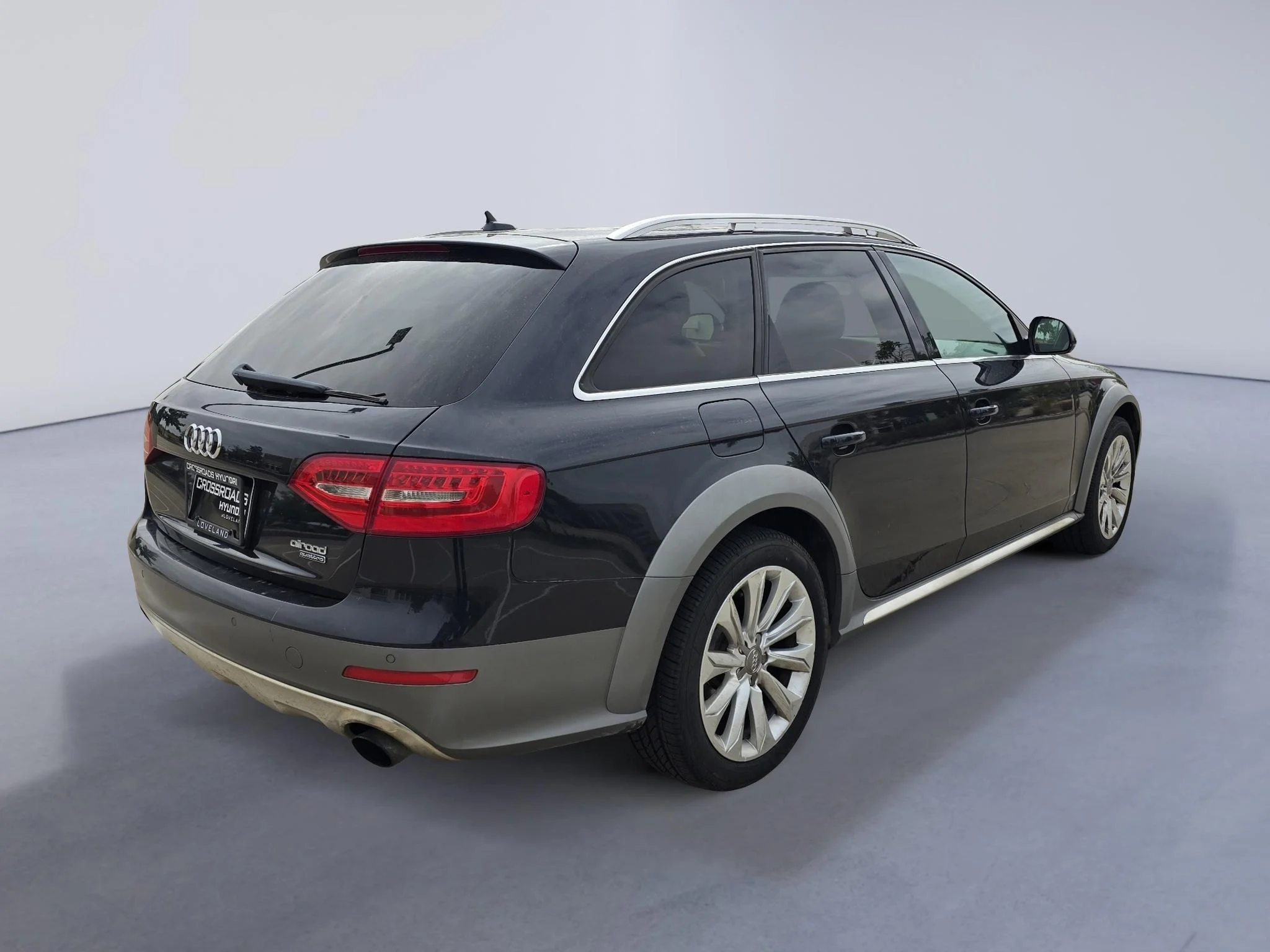 Used 2016 Moonlight Blue Metallic Audi Premium Plus image 6