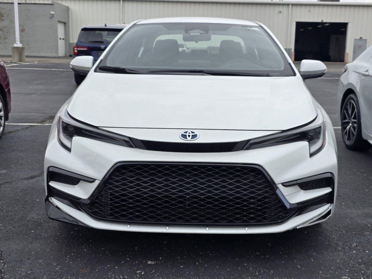Certified Used 2025 Beige Toyota SE image 2