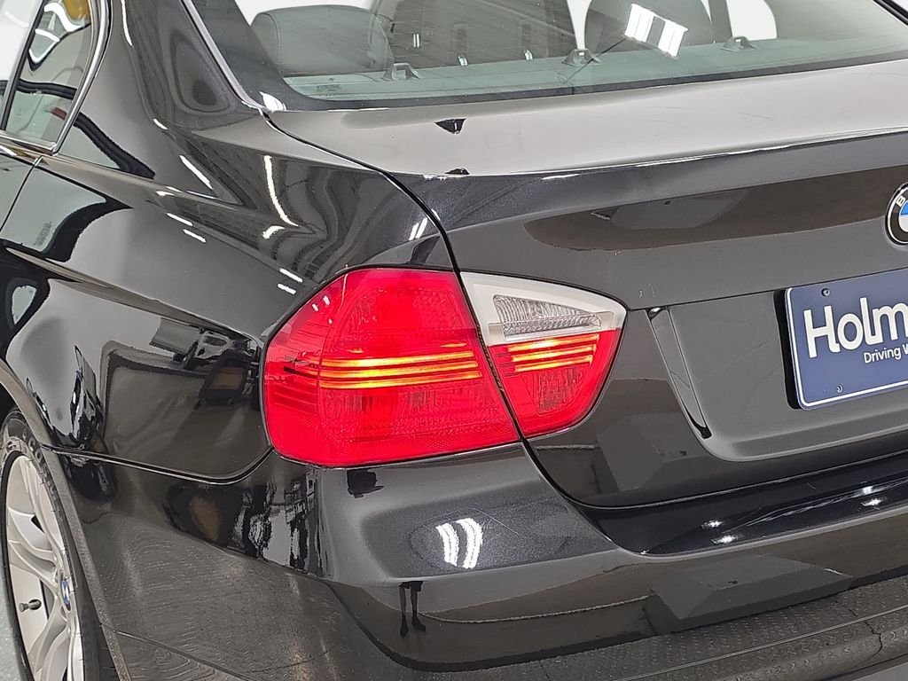 Used 2008 Black Sapphire Metallic BMW 328i image 32