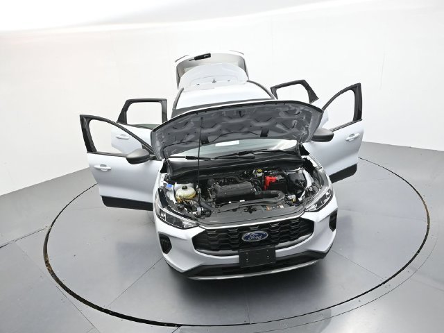 Used 2025 Silver Metallic Ford ST-Line image 45