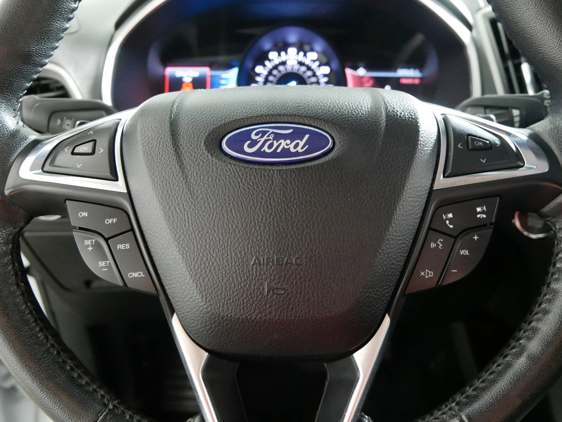 2020 Ford Edge SEL - Photo 25