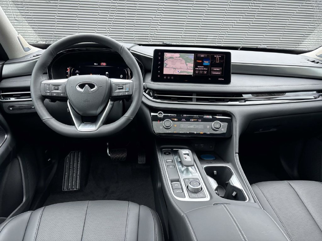 New 2027 Black INFINITI LUXE image 11