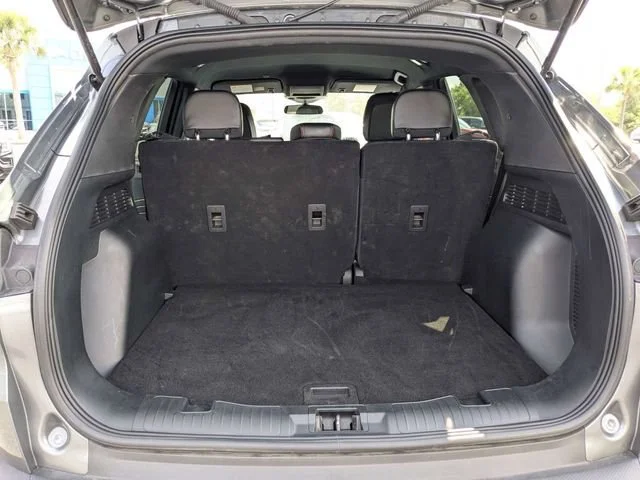 Used 2025 Gray Ford ST-Line image 12