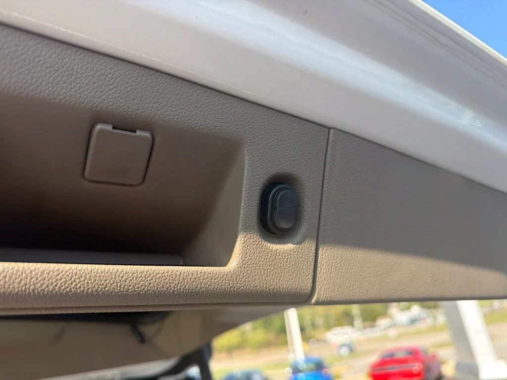 Used 2016 SUMMIT WHITE Chevrolet LTZ image 9