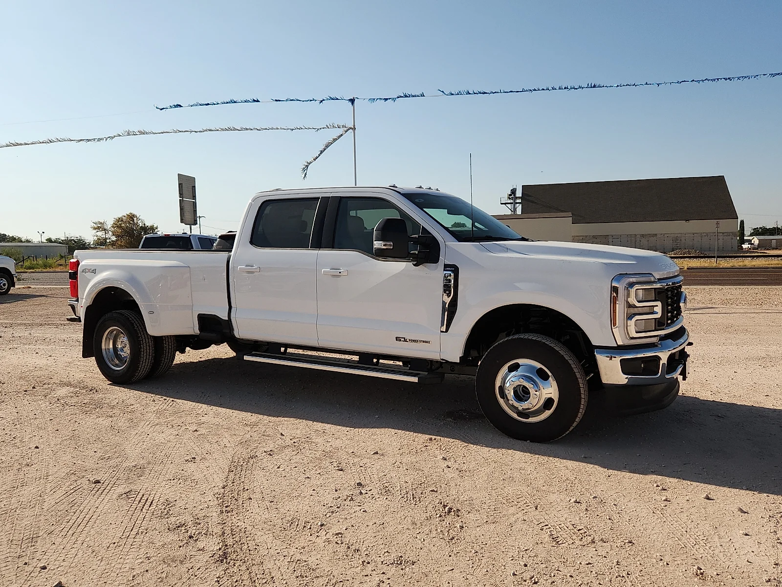 New 2026 Oxford White Ford Lariat image 8