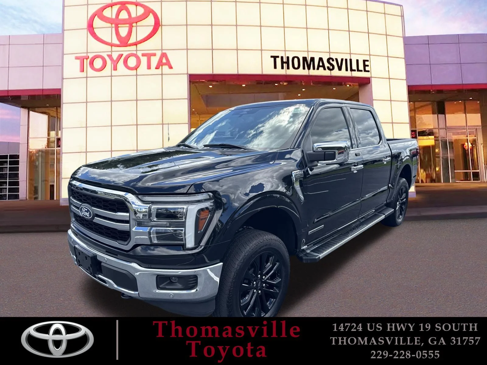 Used 2025 Black Metallic Ford Lariat image 1