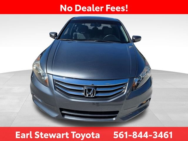 Used 2011  Honda EX-L image 3