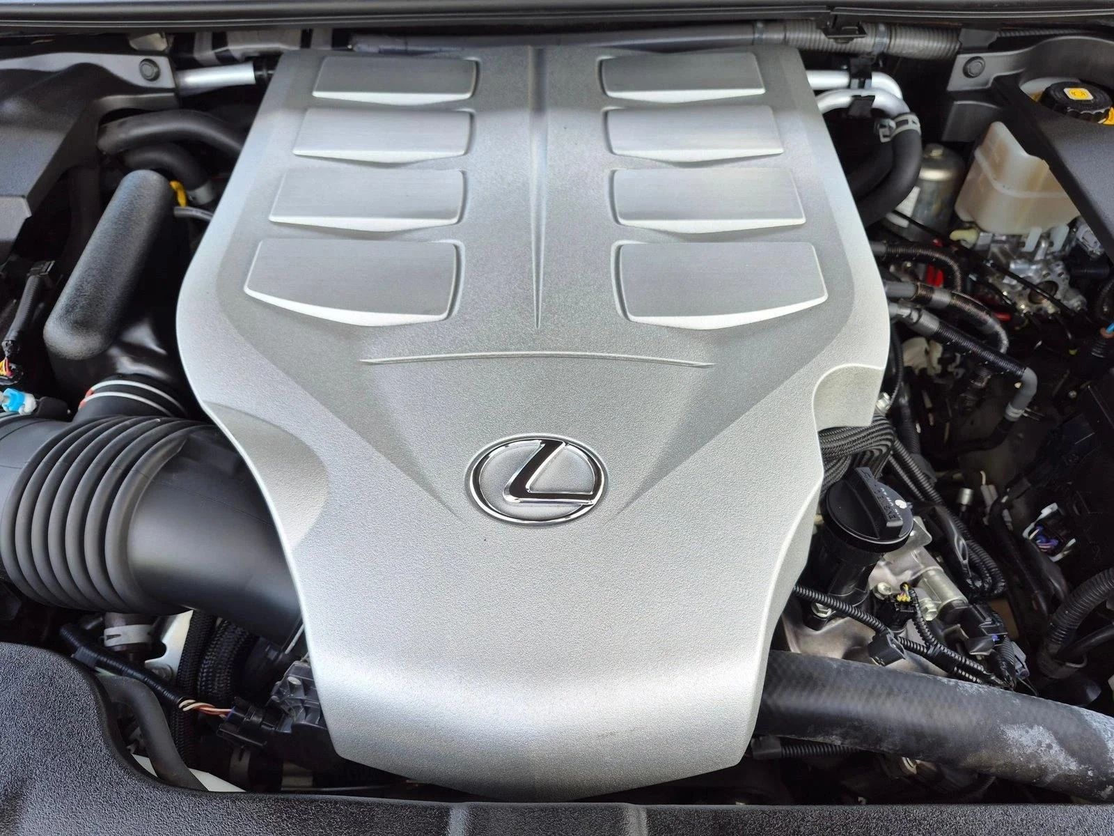 Used 2019 Nebula Gray Pearl Lexus GX 460 image 22