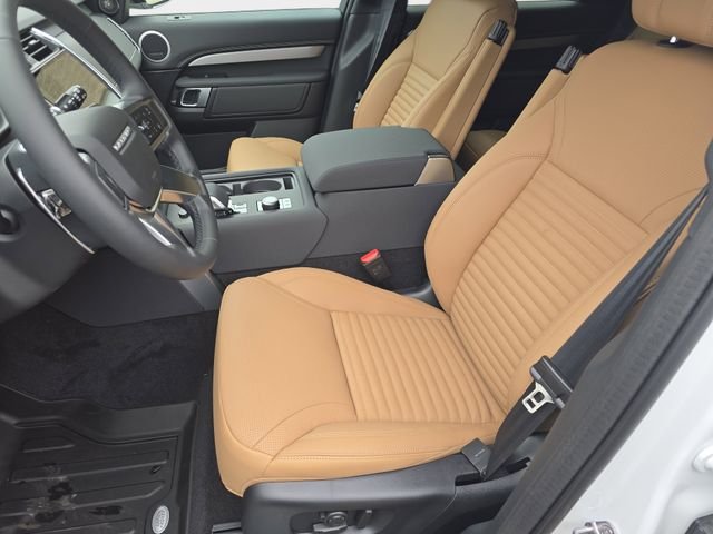 2026 Land Rover Discovery Dynamic SE - Photo 12