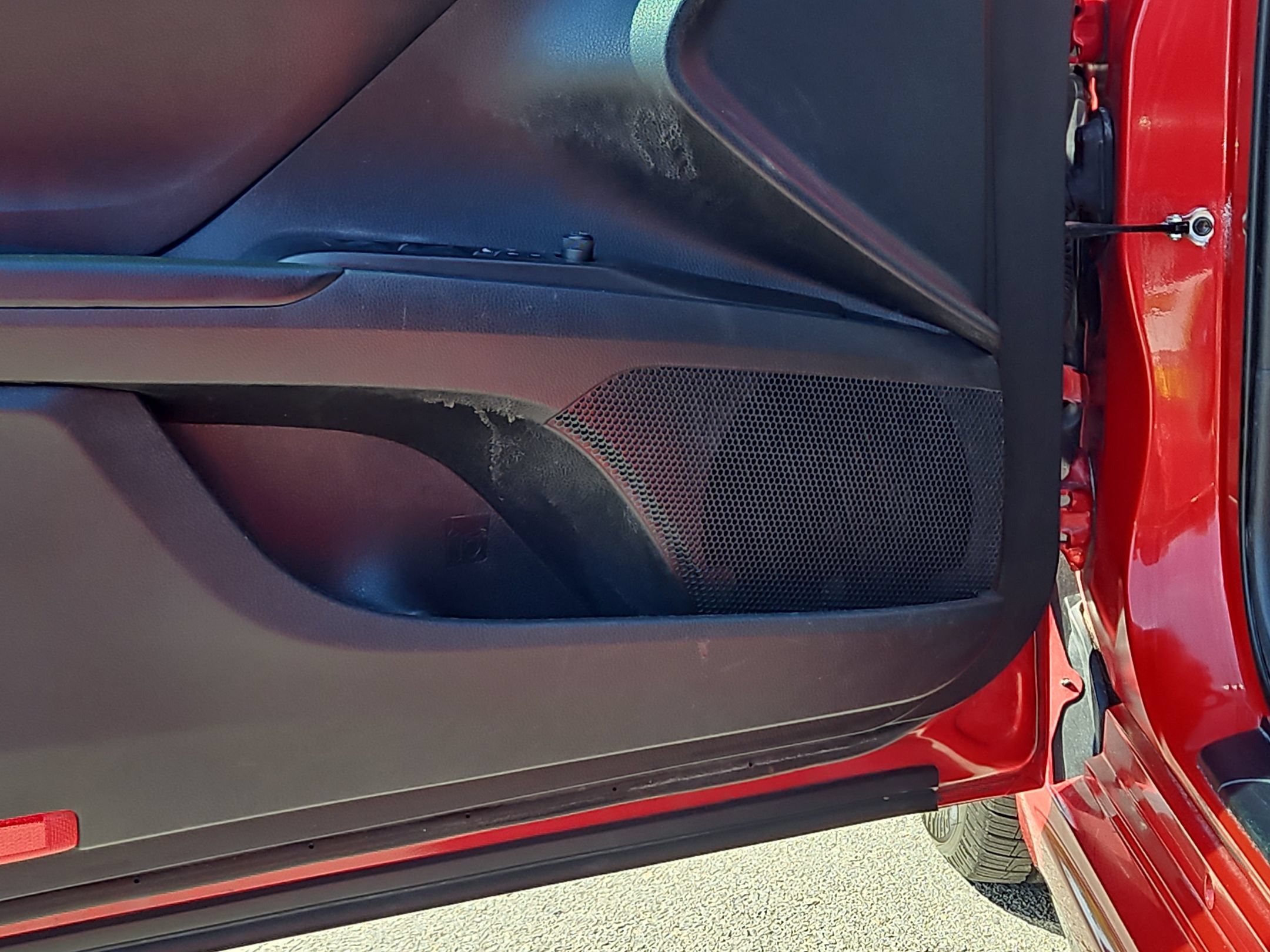 Used 2022 SUPERSONIC RED Toyota SE image 19