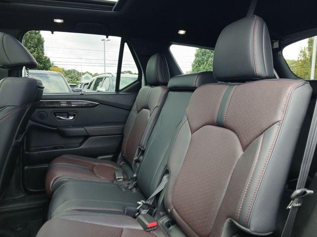 Used 2025 White Honda Black Edition image 9