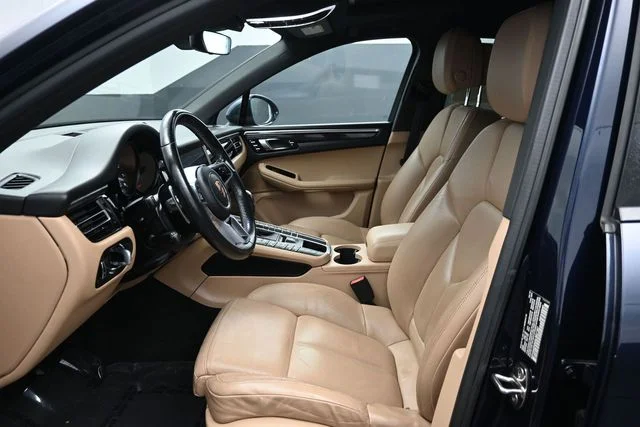 Used 2019 Blue Porsche Base image 6