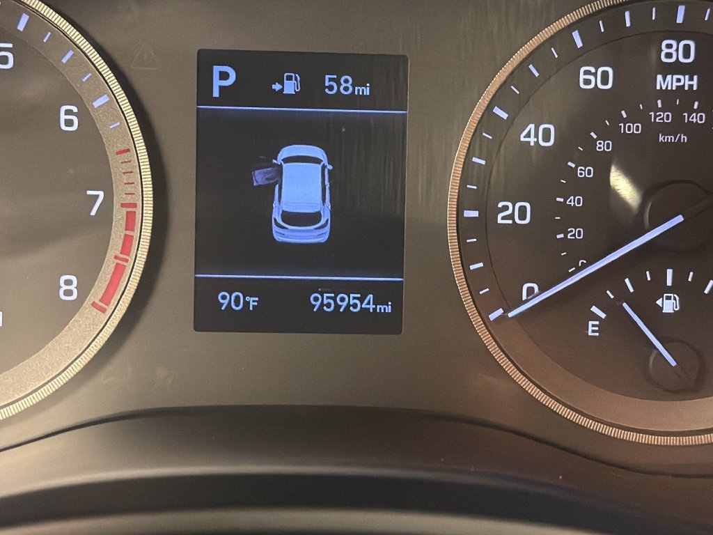 Used 2019 Blue Hyundai SE image 33