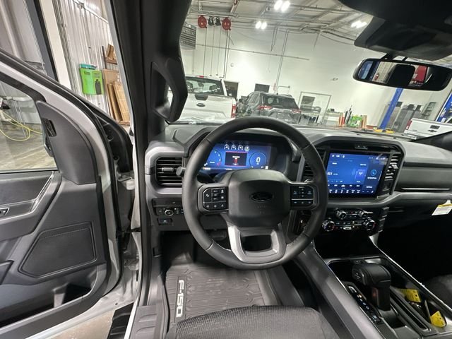 New 2026 Avalanche Ford XLT image 15